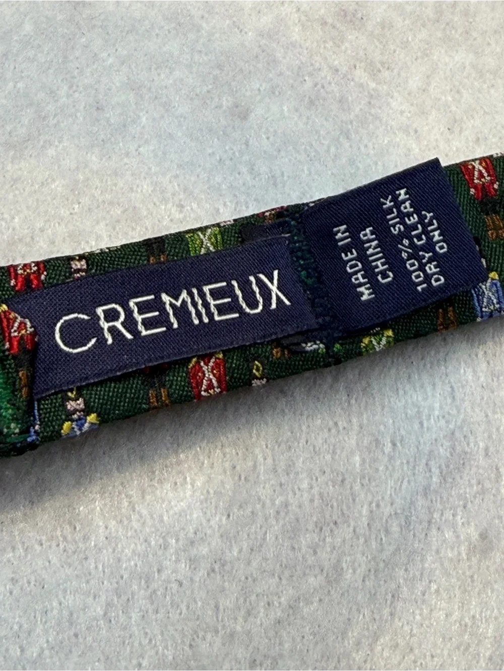 Daniel Cremieux Green Silk Toy Soldier Print Novelty Self Tie Bow Tie